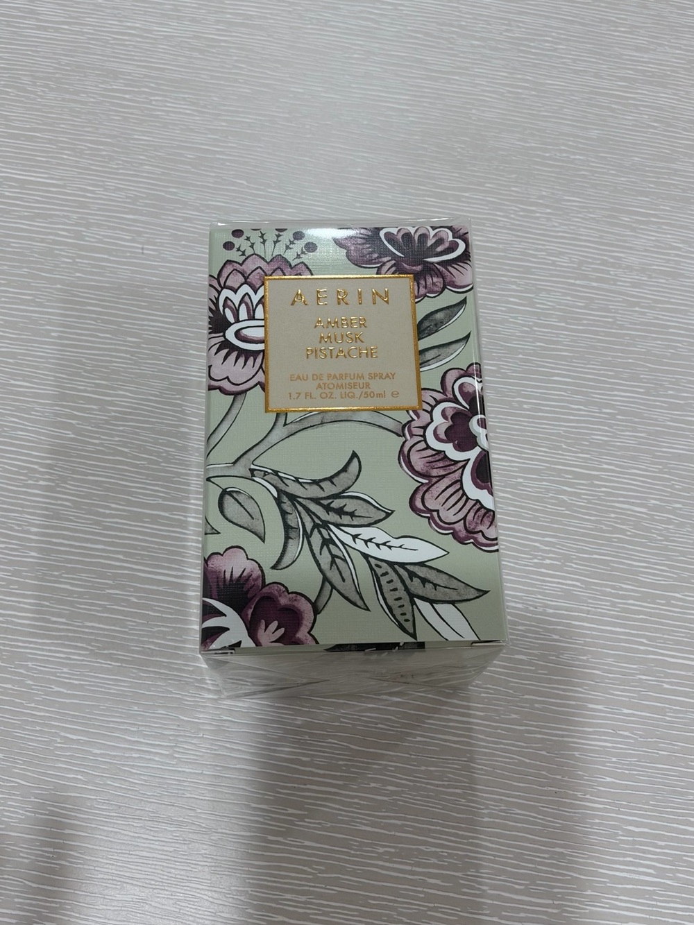 Aerin Amber Musk Pistachio